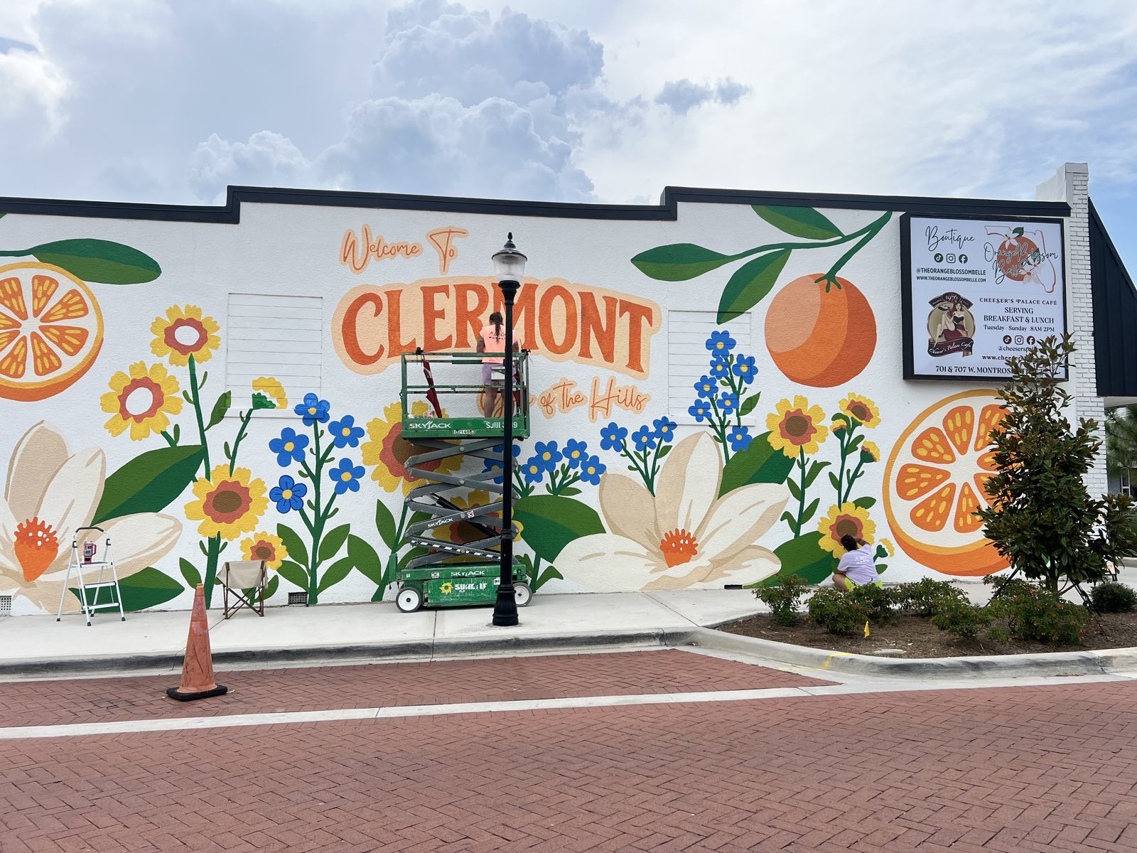 Welcome to Clermont mural by M. Lynn Creative